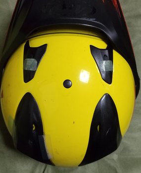 001-helmet.jpg