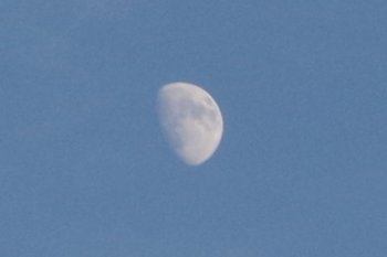 21-moon.jpg